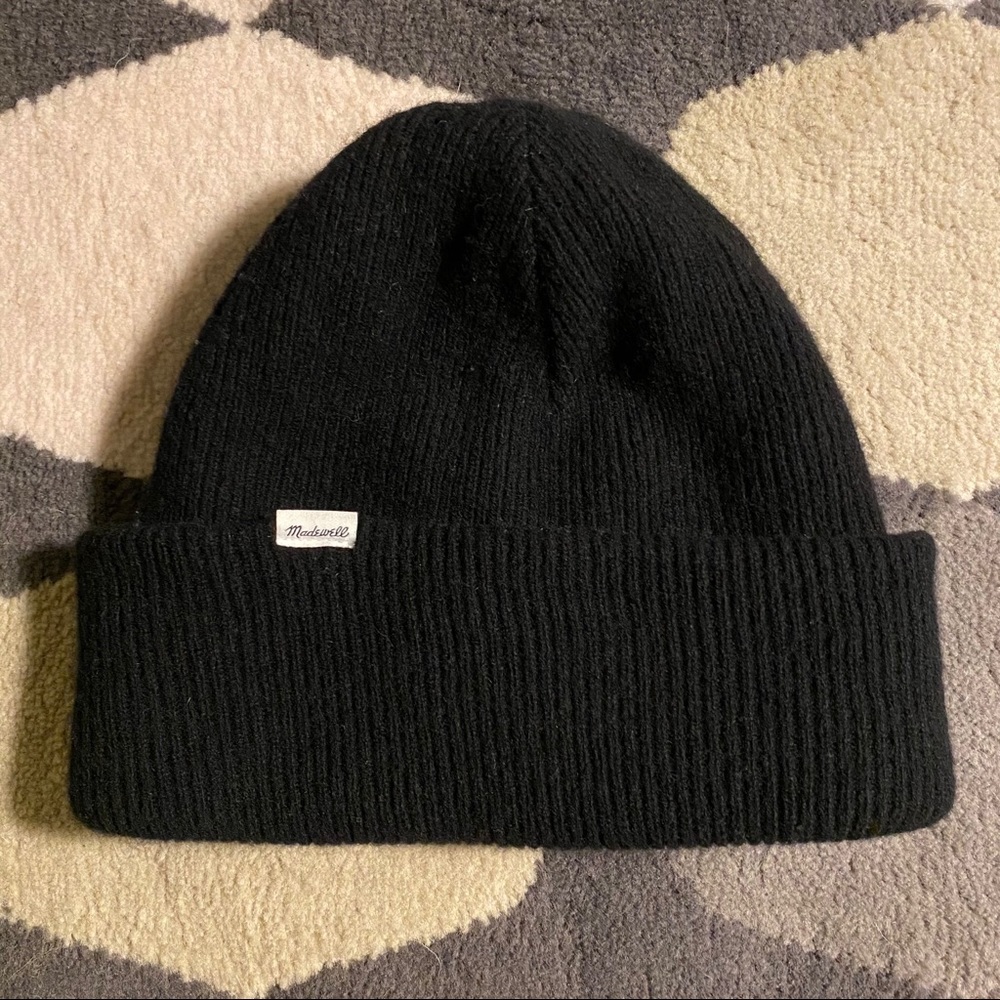 Madewell cuffed beanie in black